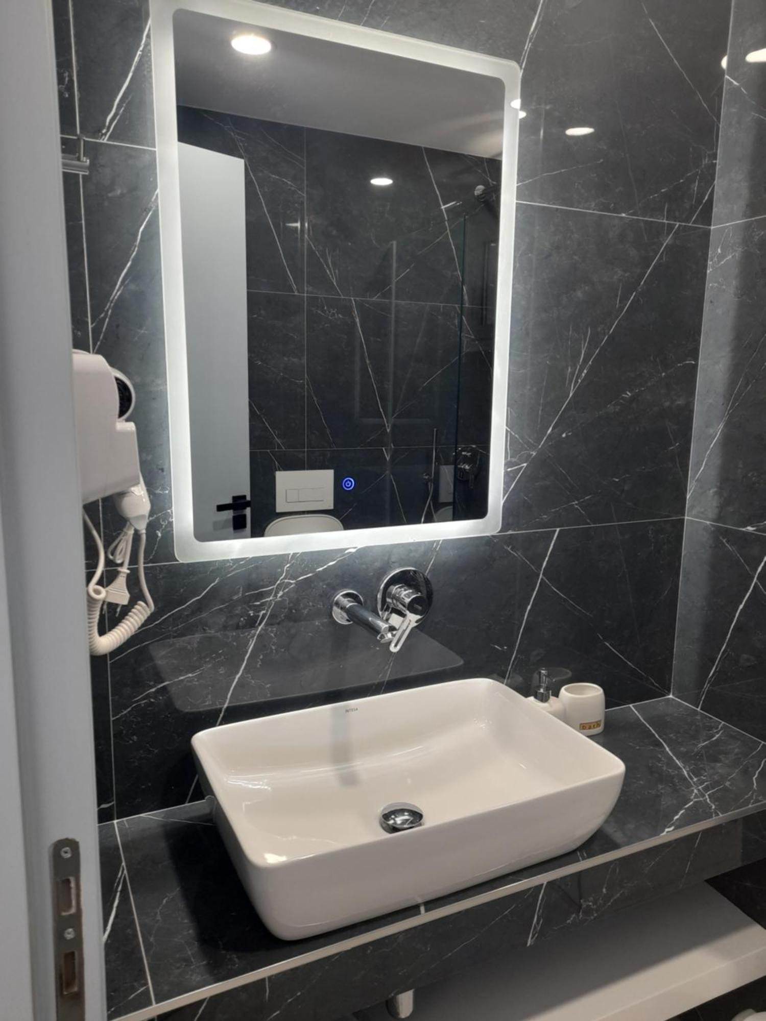 Anxhelos Hotel Himarë Habitación foto